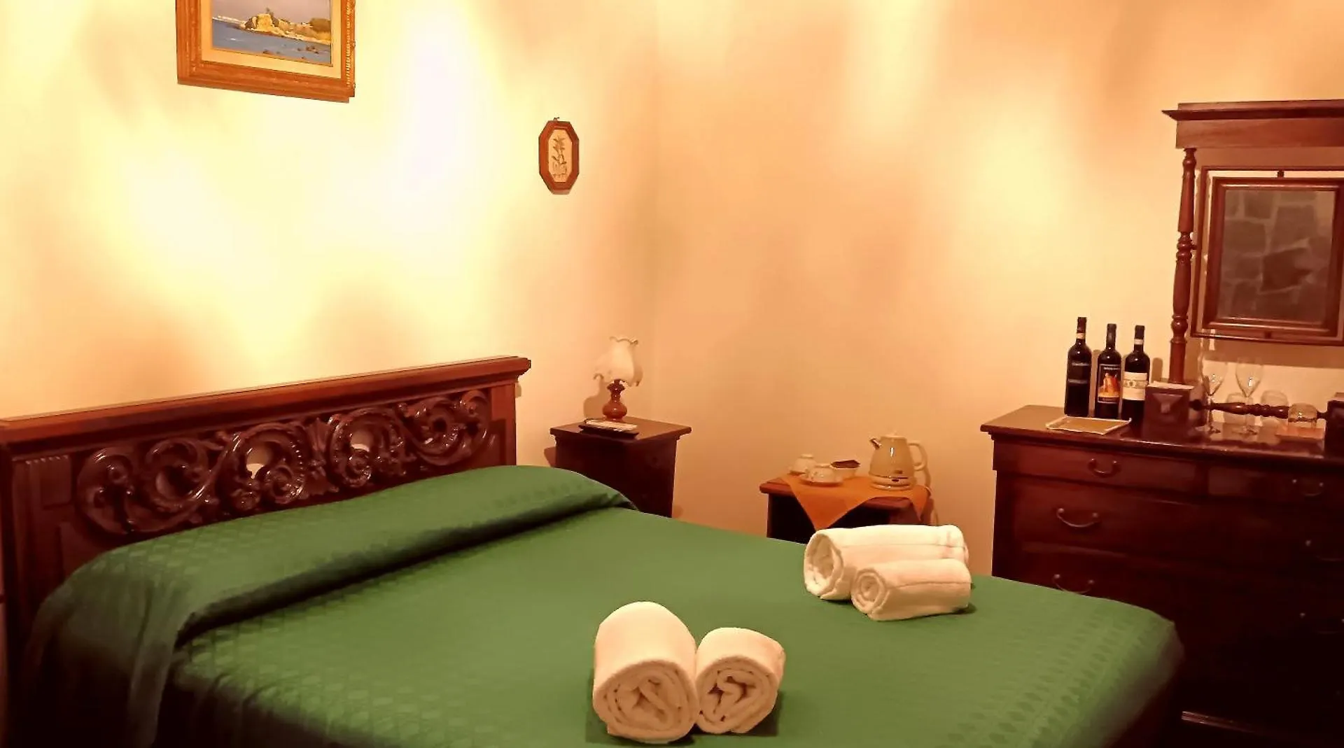Il Palazzo Del Cardinale Bed and Breakfast Μονταλτσίνο