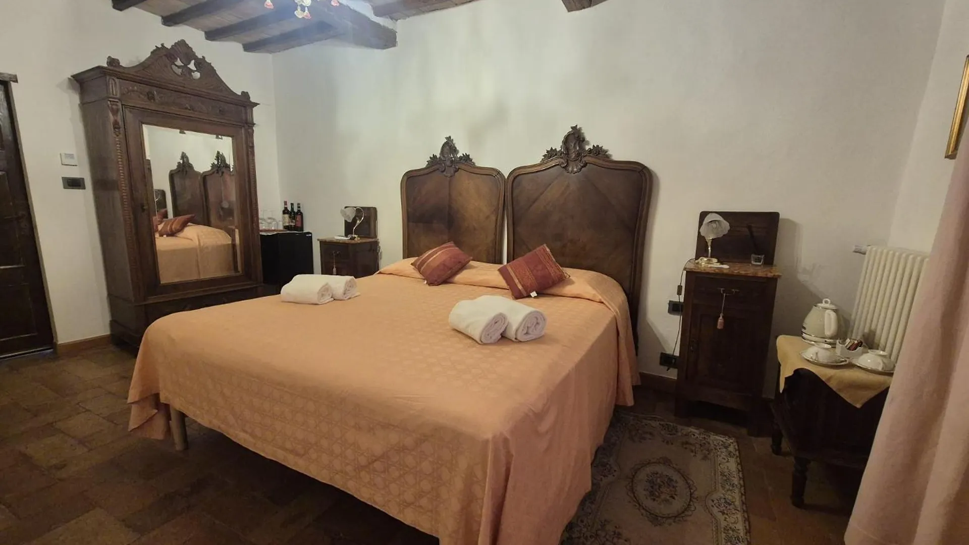 Il Palazzo Del Cardinale Bed and Breakfast Μονταλτσίνο Ιταλία