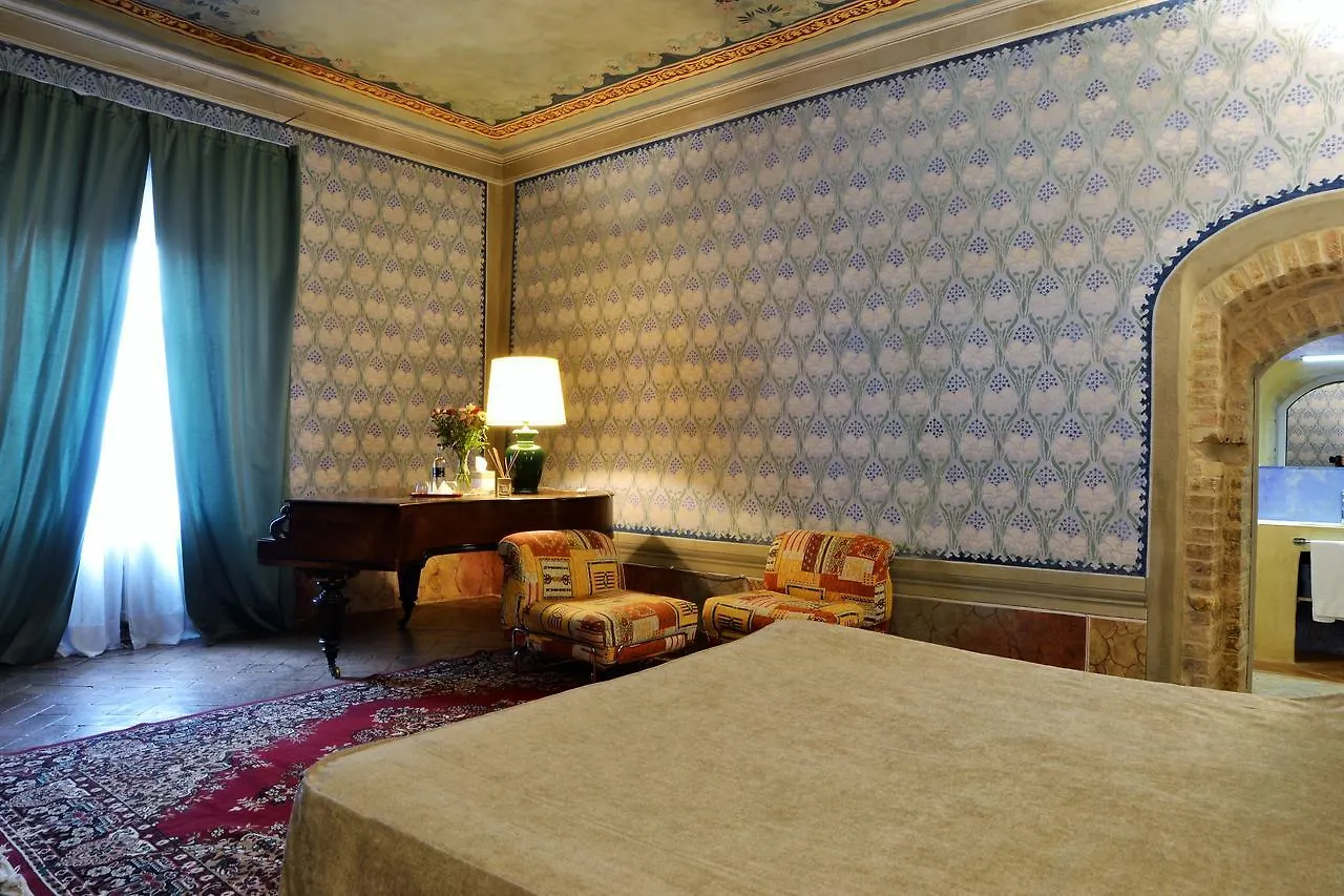 Il Palazzo Del Cardinale Bed & Breakfast Montalcino Italy