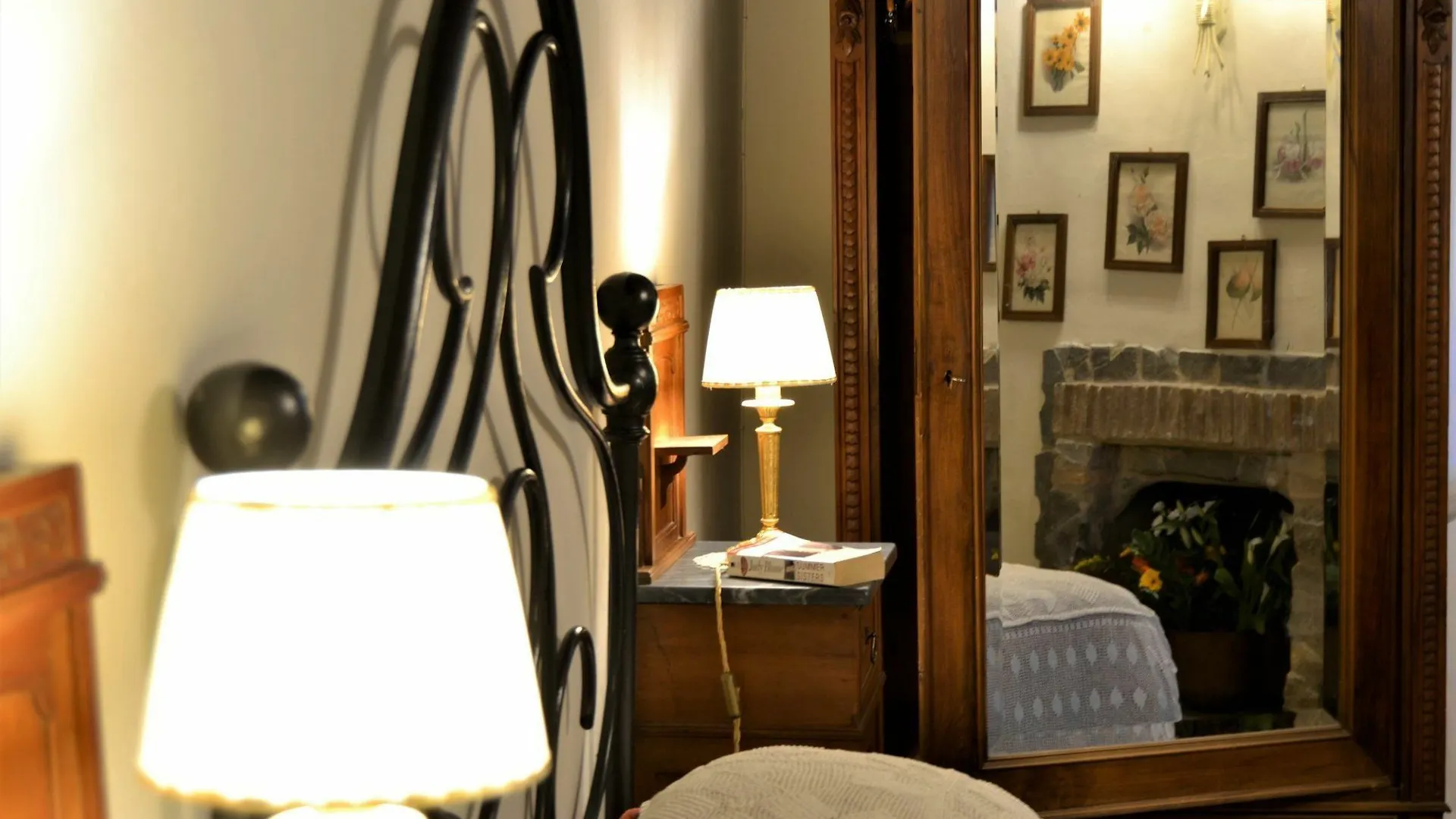 Il Palazzo Del Cardinale Bed and Breakfast Μονταλτσίνο