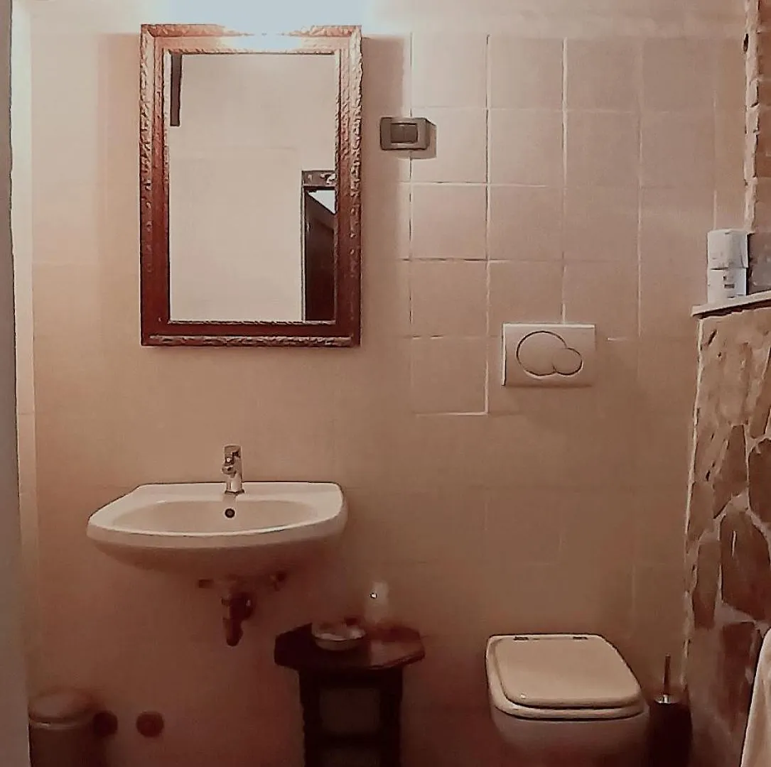 ***  Il Palazzo Del Cardinale Bed and Breakfast Μονταλτσίνο Ιταλία